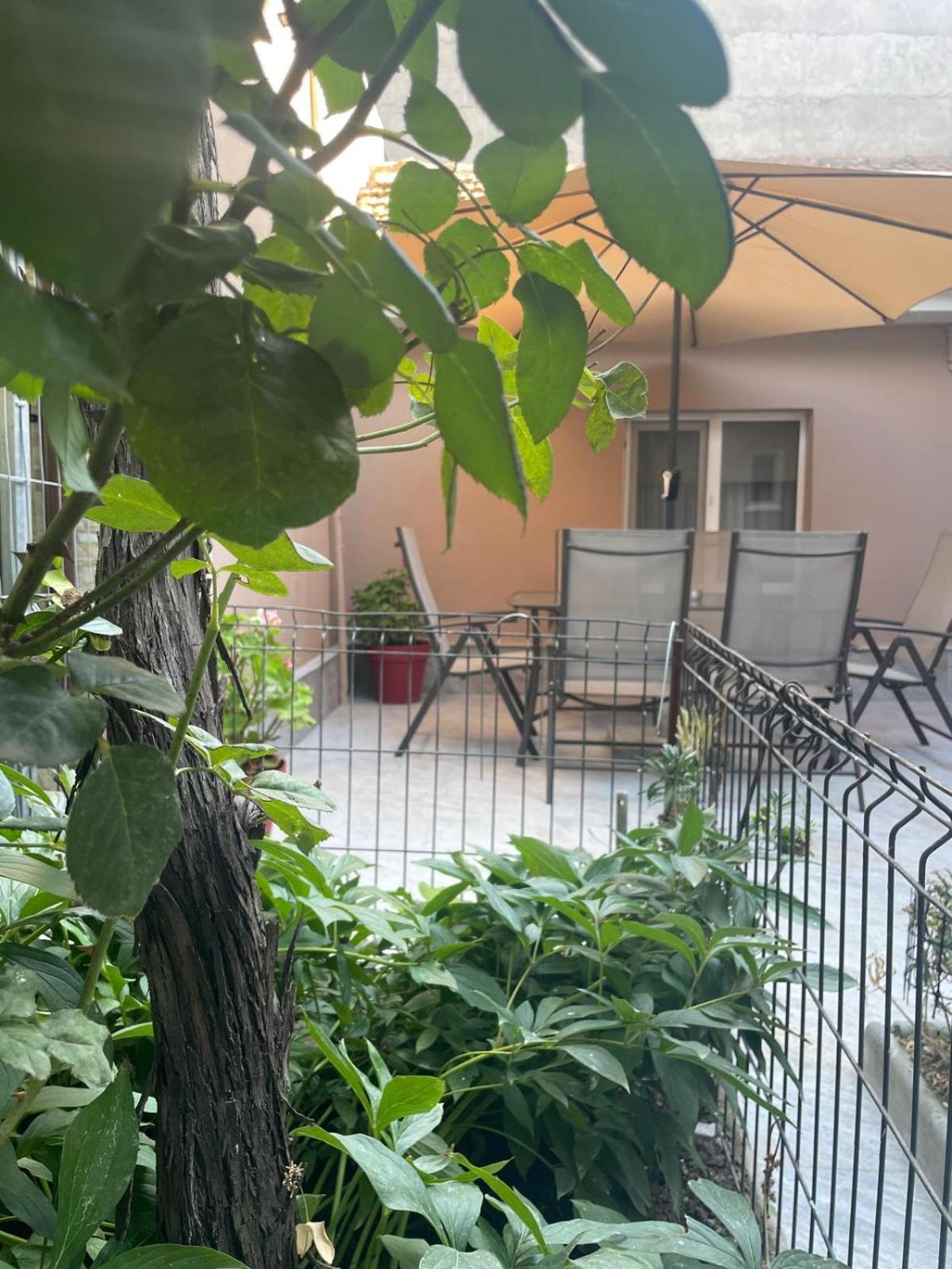 Aminah House Villa Constanta Exterior photo